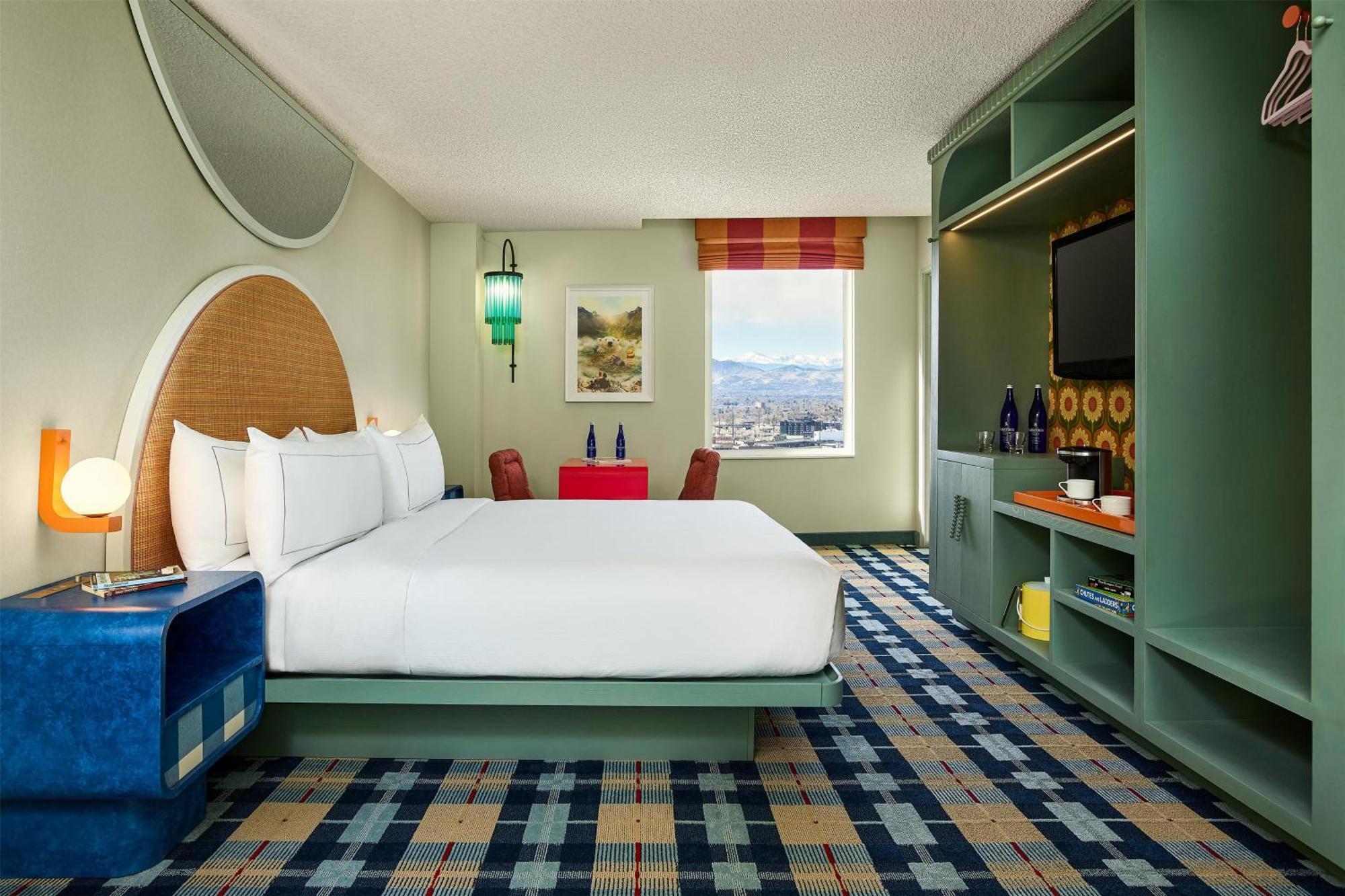 The Curtis - A Doubletree By Hilton 4*